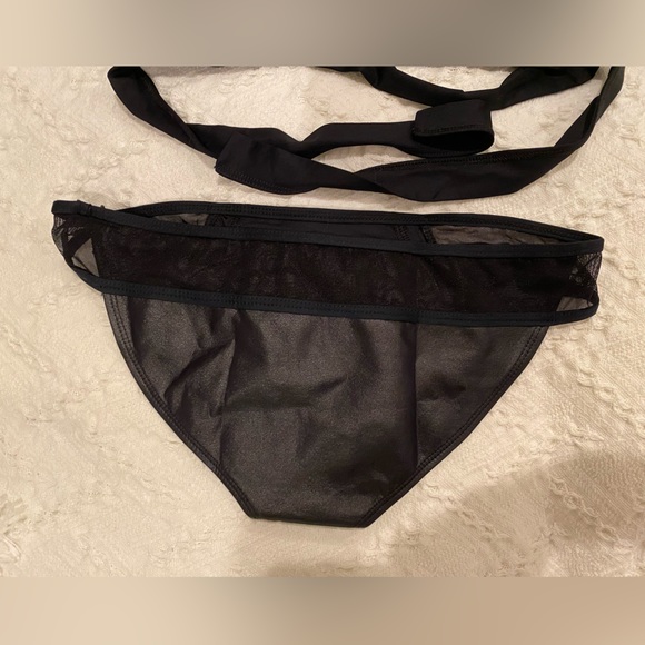 Vitamin A Neolux bikini set, size S/6 bottom (NWT), S wrap top (GUC) - Picture 5 of 13